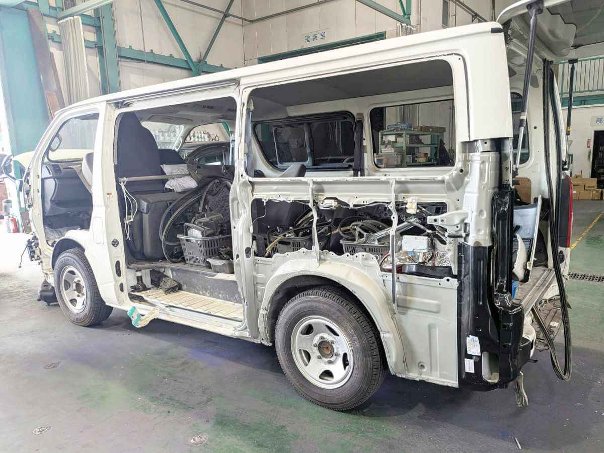 鈑金・塗装サービス